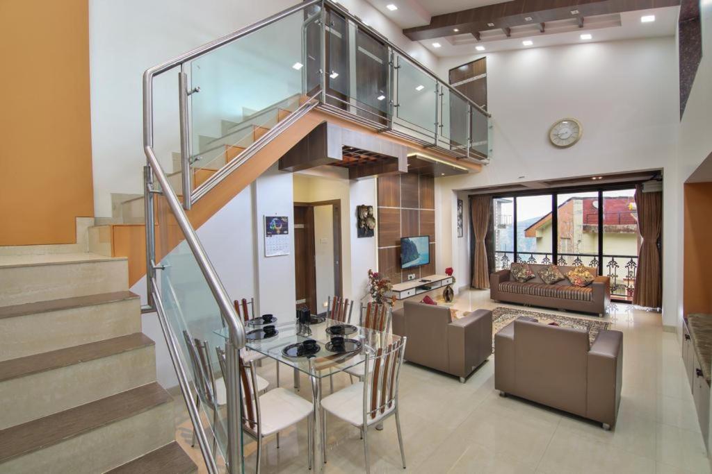 Titan villa photo
