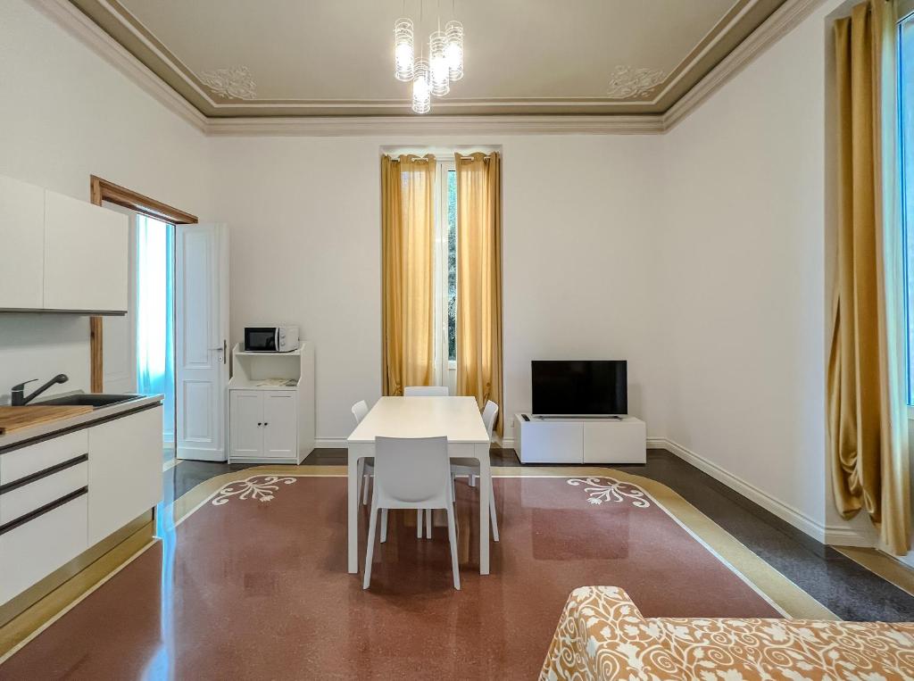 Appartamenti in Villa del '900 (B) - 4