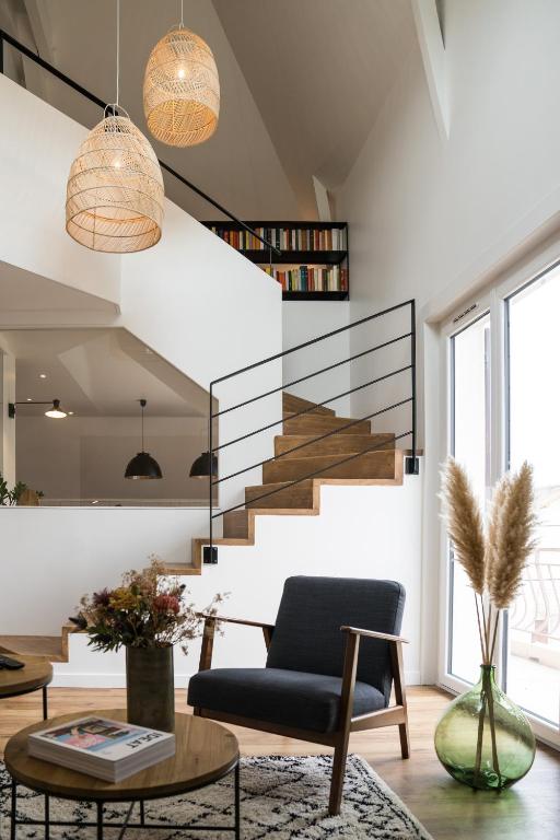 Superbe Loft Rumilly, 2 à 6 pers, 100 m2, proche ANNECY et AIX LES BAINS - 4