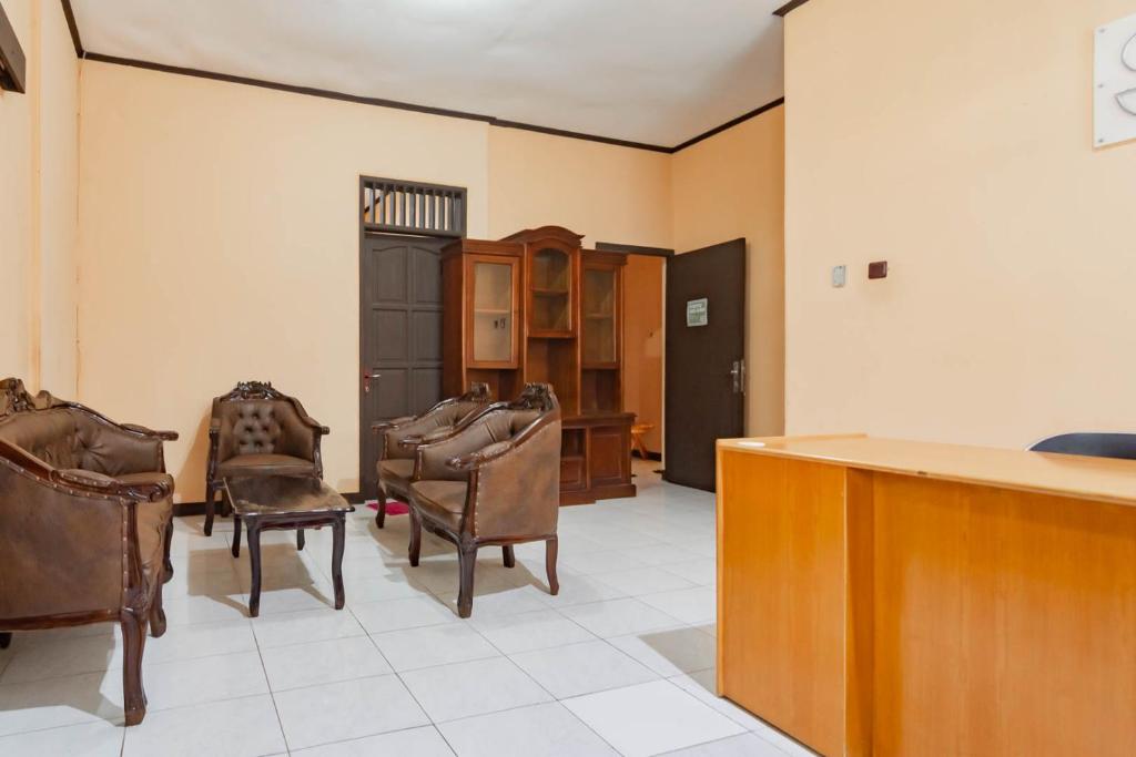 フロント・ロビー