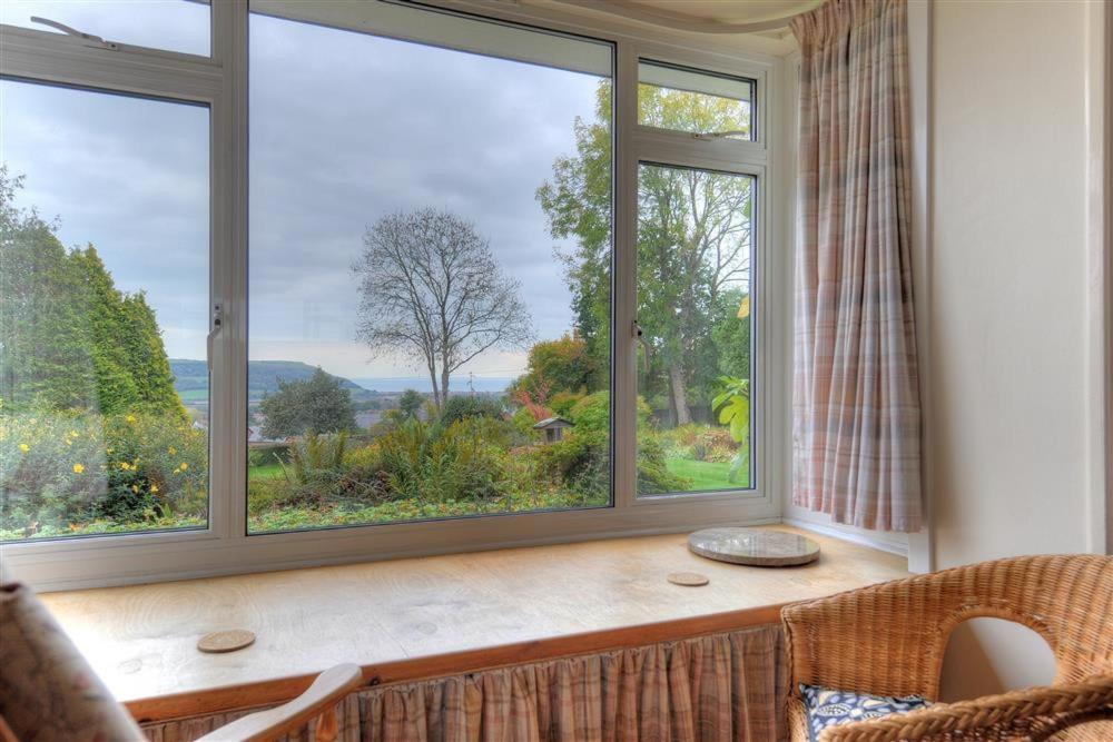 West Ridge Bungalow, East Devon (near Beer) photo 2