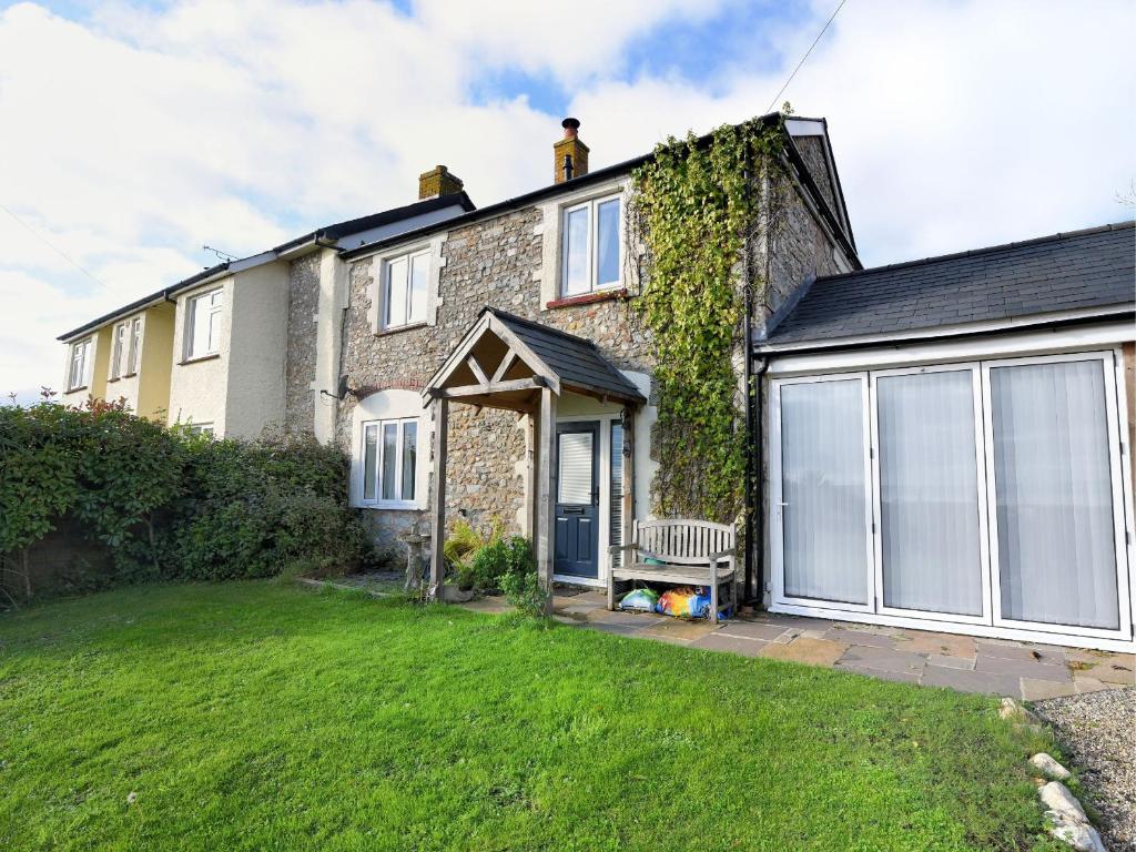 Cumberland Cottage, Lyme Regis photo 7