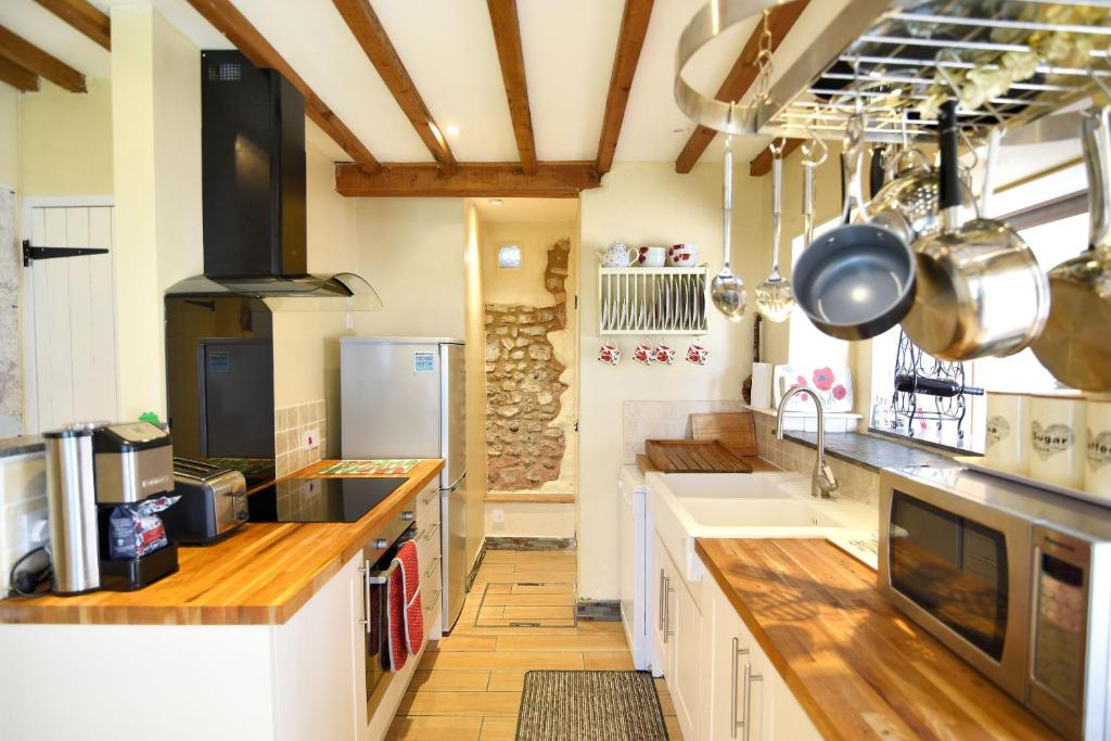 Cumberland Cottage, Lyme Regis photo 3
