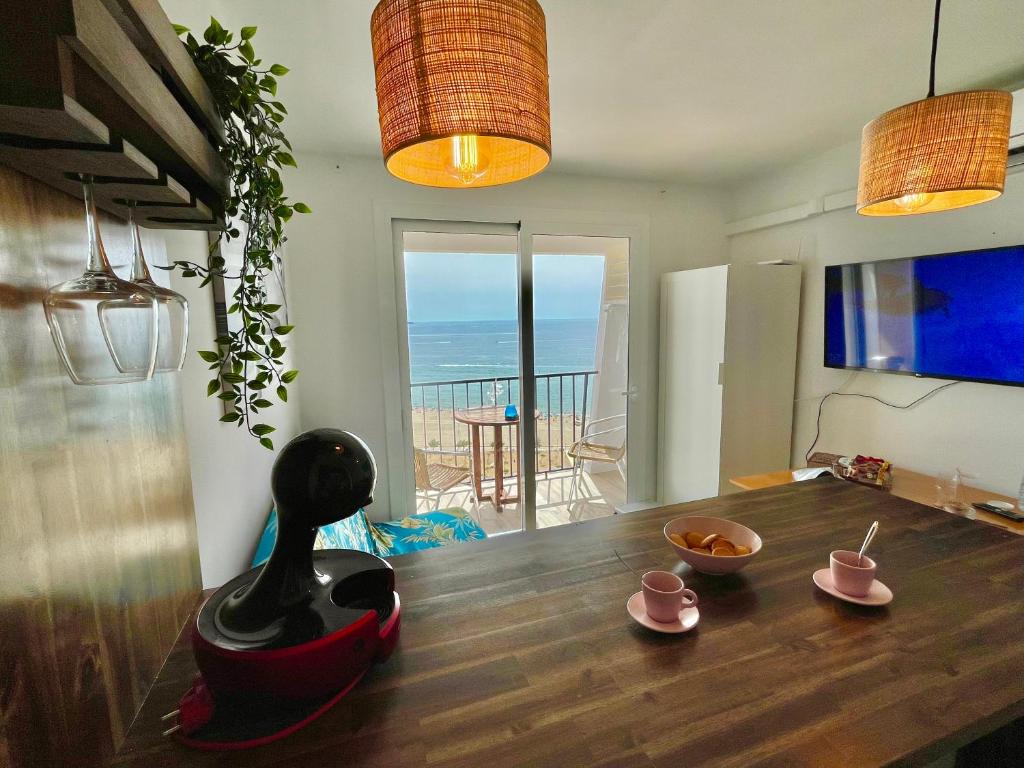 Apartamento vistas al Mar Aire acondicionado Wifi - 2