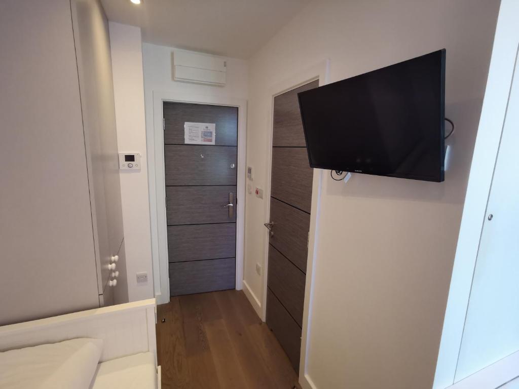 City Prime Apartments photo