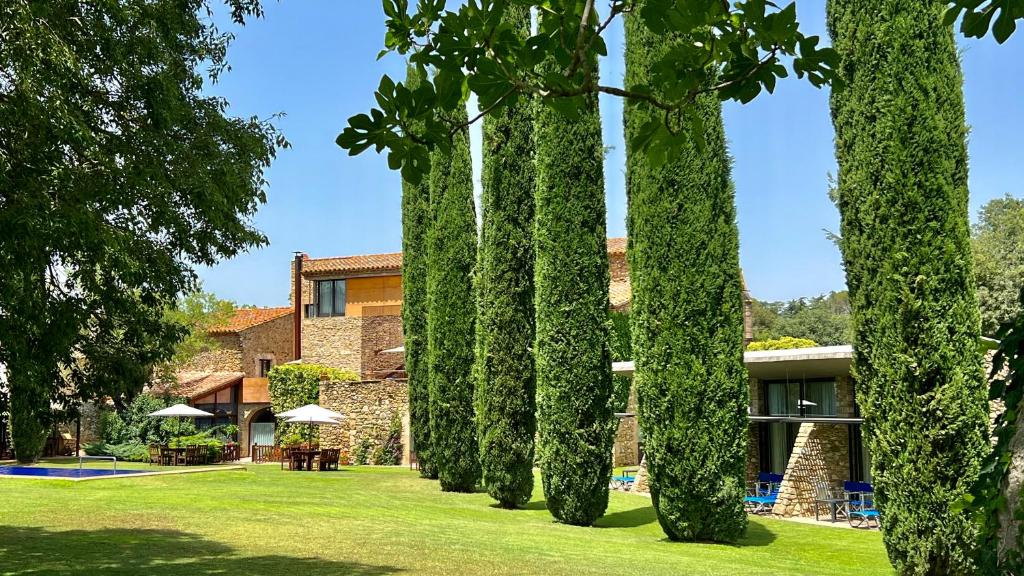 Arcs De Monells - Adults Only — Hotel building in Monells, Catalonia