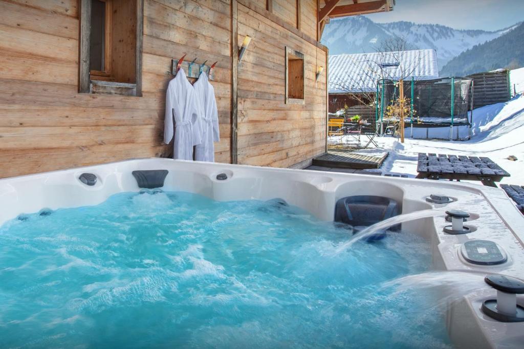 Chalet Levant Blanc - OVO Network - 3