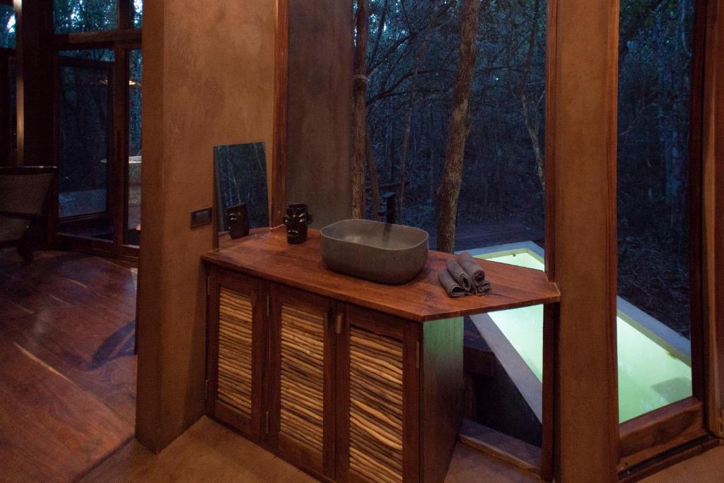 OJO DE ÁRBOL, boutique cabin in the real jungle - 4