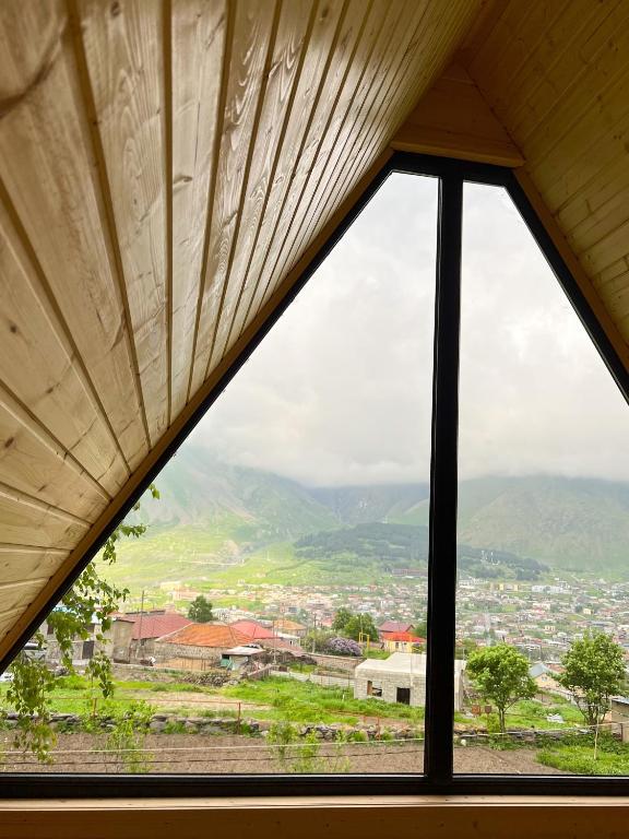 Pine Chalet Kazbegi photo