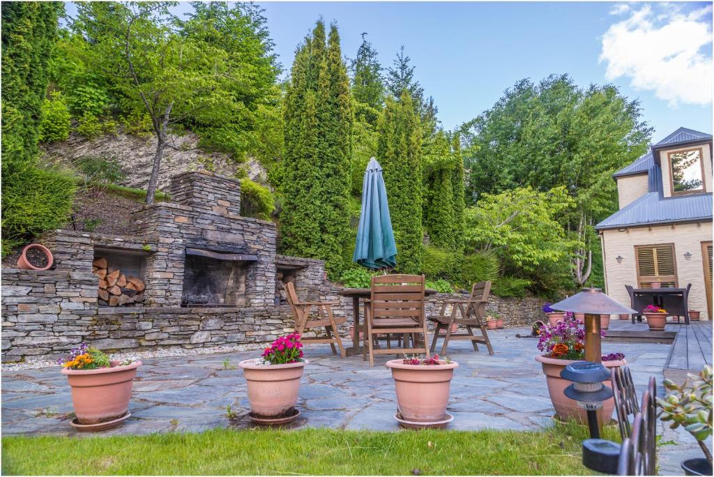 Pencarrow Boutique Lodge photo