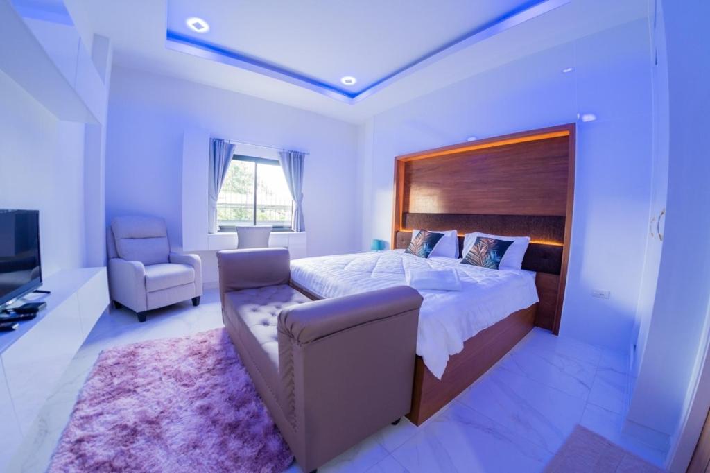 Mew poolvilla5 photo