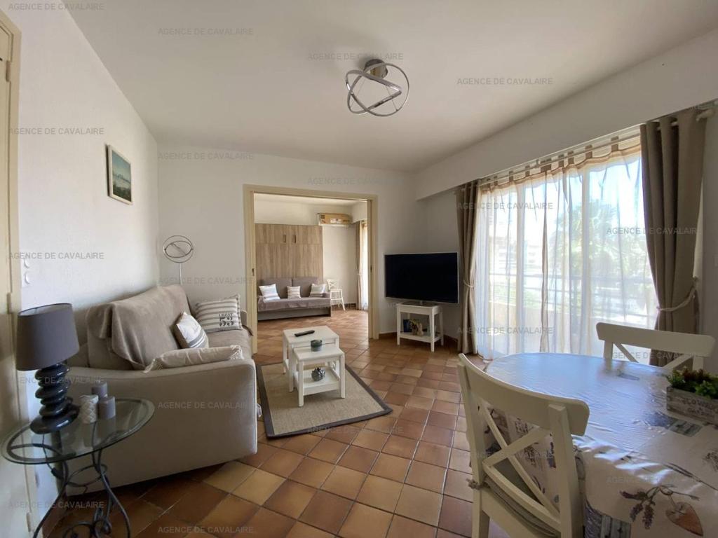 Bel appartement T3 climatisé, centre Cavalaire, proche plages et commerces - FR-1-100-273 - 2