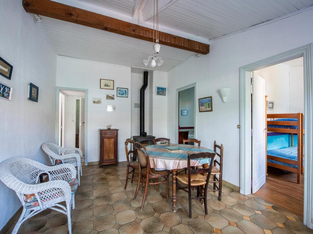 Maison Typique 3 Chambres, Proche Océan, Jardin Clôturé, Animaux Admis - FR-1-521-206 - 3