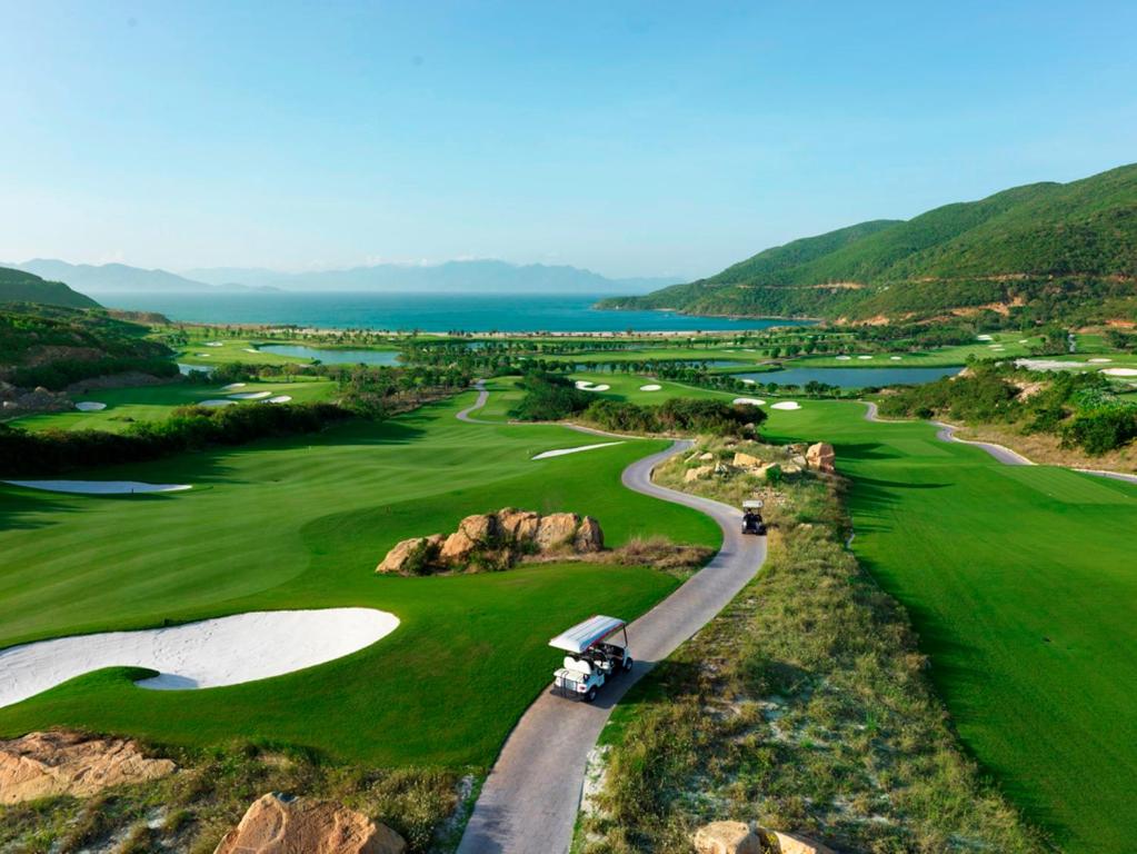 Golfpálya [saját]