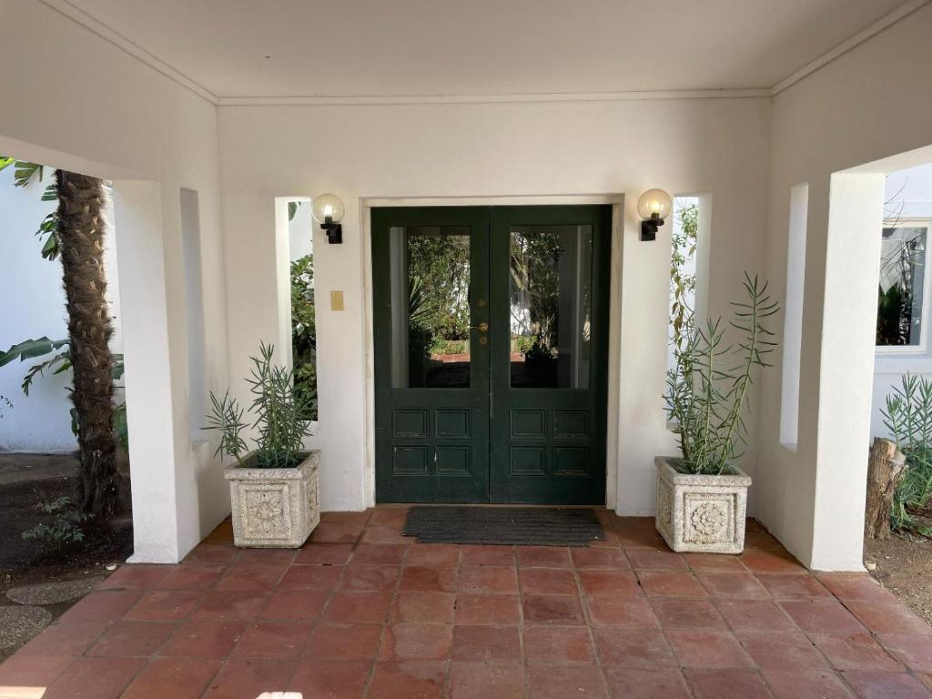 Samoa Hotel エントランス