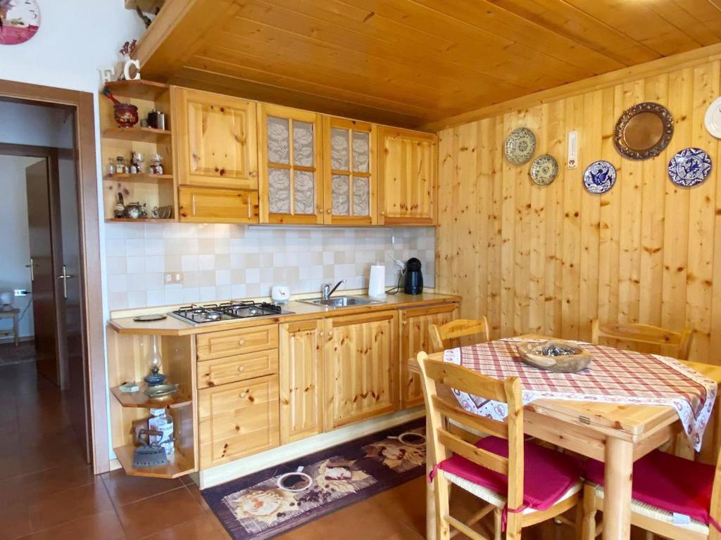 Appartamento con Terrazzo Panoramico vicino al Centro di Folgaria - 4