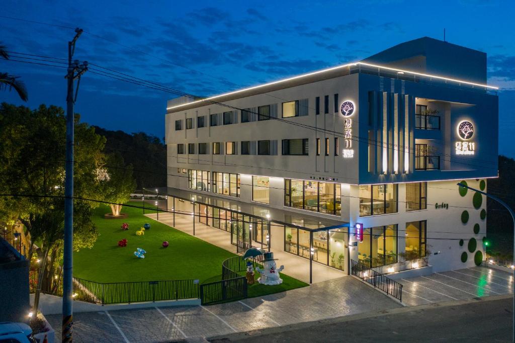 Shineworld 11, Shalu