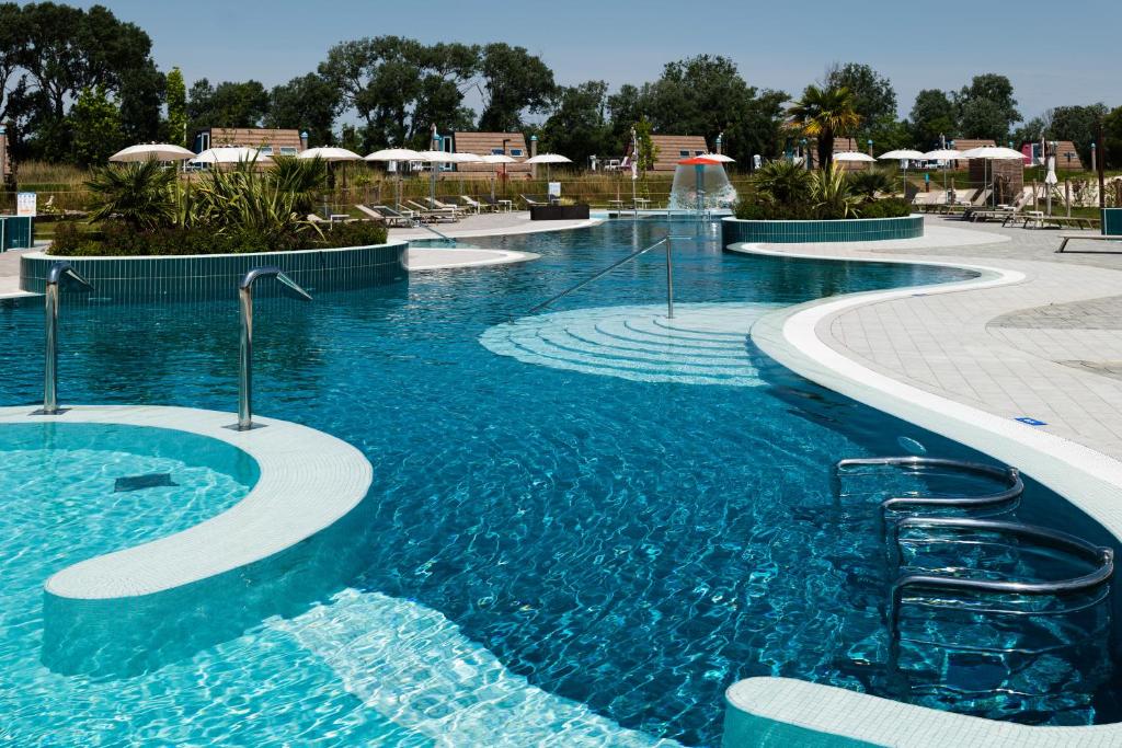 Marina Azzurra Resort photo
