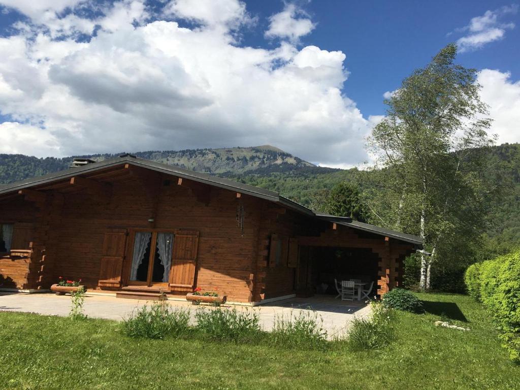 Chalet familial avec jardin et cheminée, animaux acceptés - FR-1-624-67 - 2