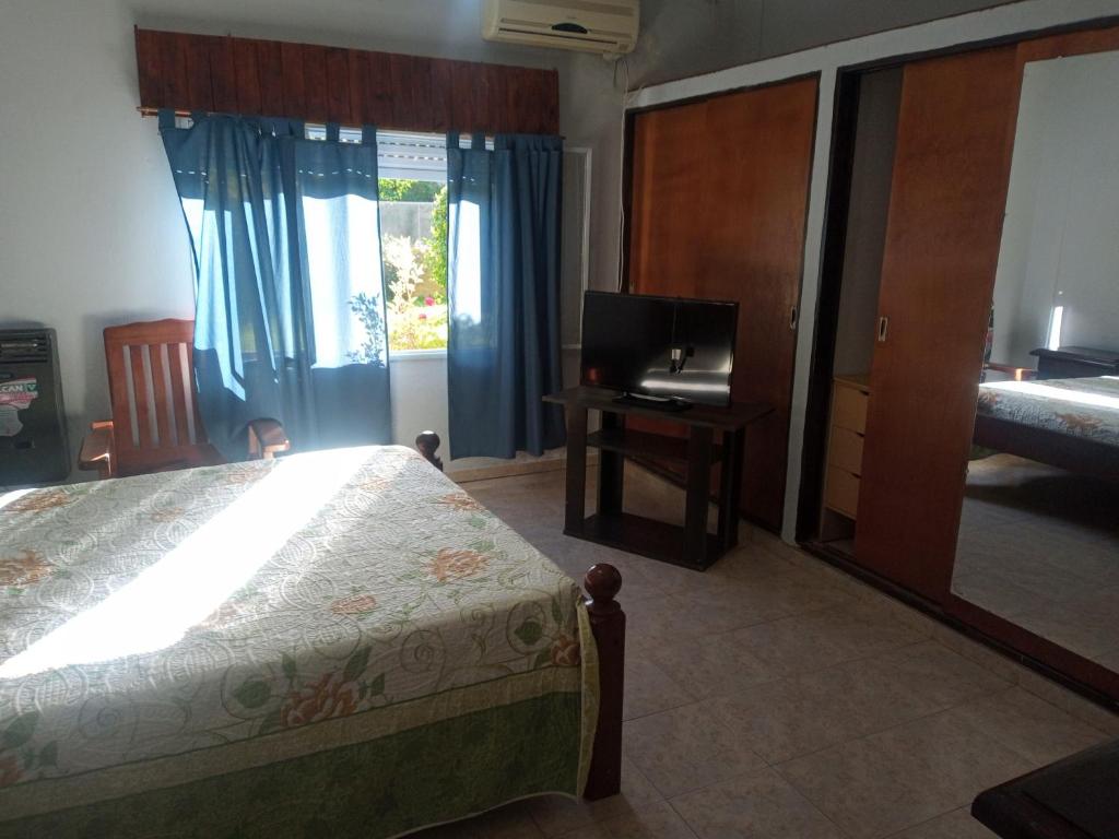 Casa en Las Tapias cerca de Villa de Las Rosas - 2