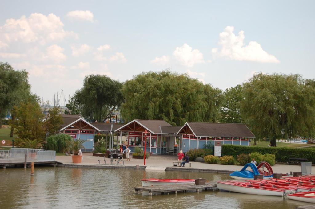 Hotel am See Rust photo