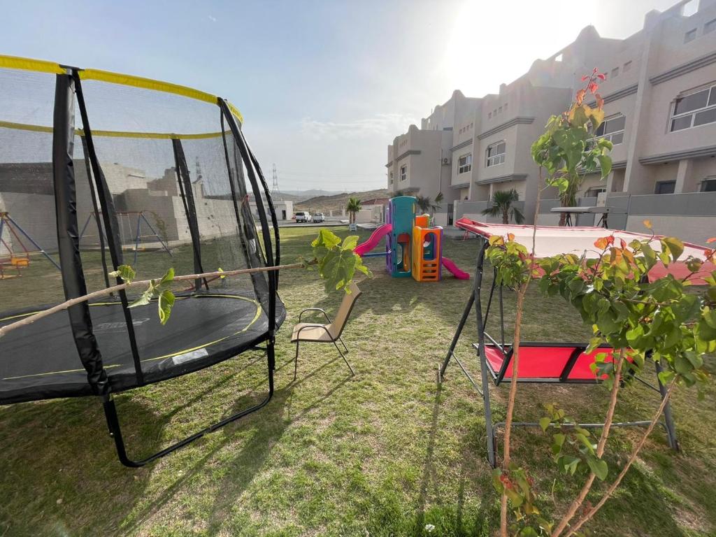 منتجع فلل السيف الفندقية — Hotel in Abha