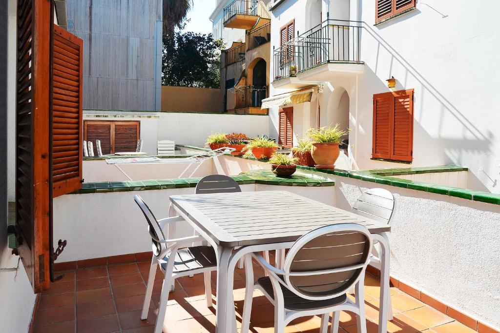 Acogedor apartamento en el corazón de Calella, a solo 2 minutos de la playa - 1