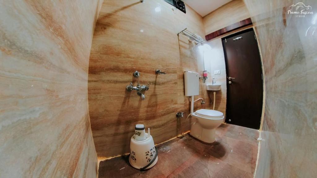 BAJAJ'S KARWAN INN photo