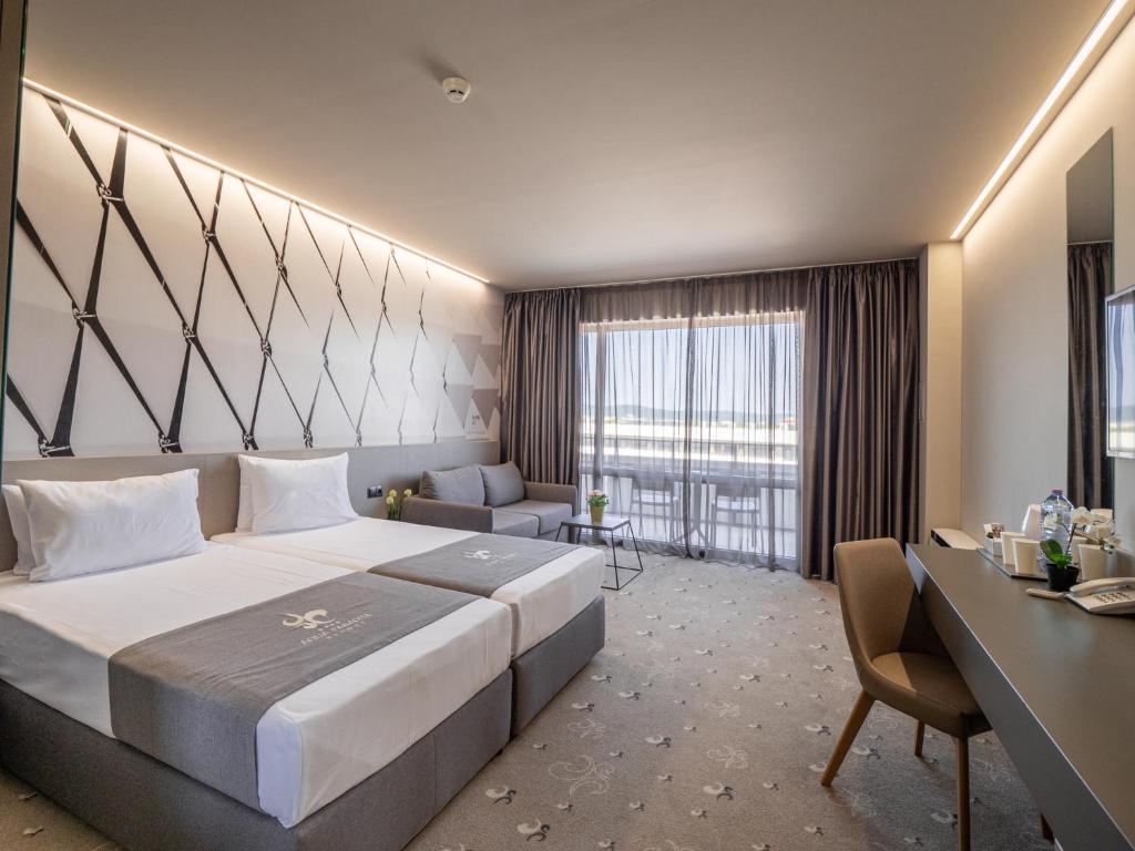 Aqua Paradise Resort & Aqua Park — Hotel rooms in Nessebar, Burgas Region
