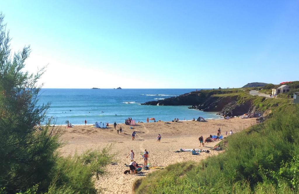 50m FROM THE BEACH, dogs welcome, Saint Merryn
