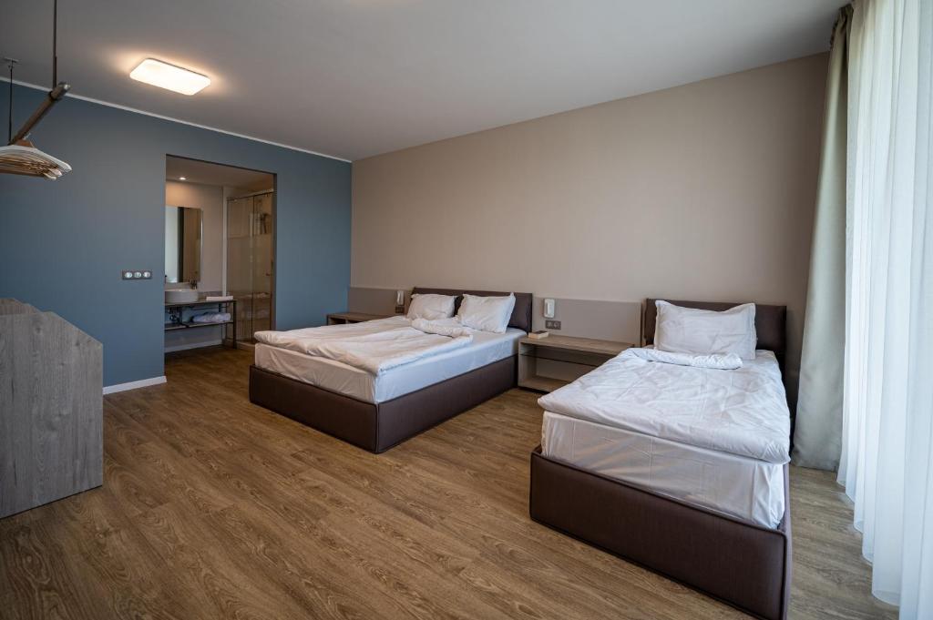 Romance Hotel and Family Suites — Pokoje in Święty Konstantyn i Helena, Region Warna