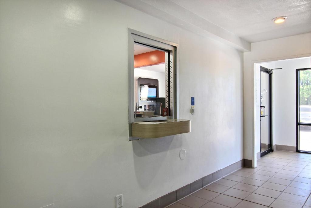 Motel 6-Carlsbad, NM photo