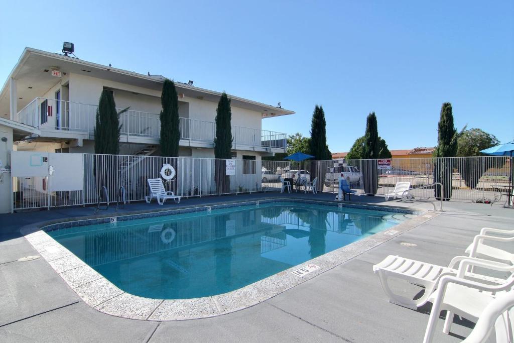 Motel 6-Carlsbad, NM photo