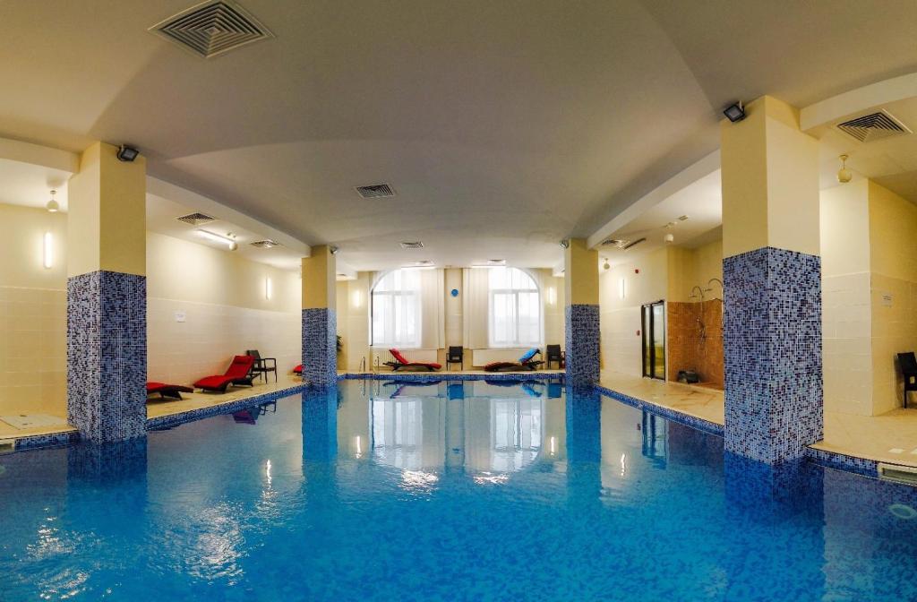 Hotel Carmen — Hotel in Predeal