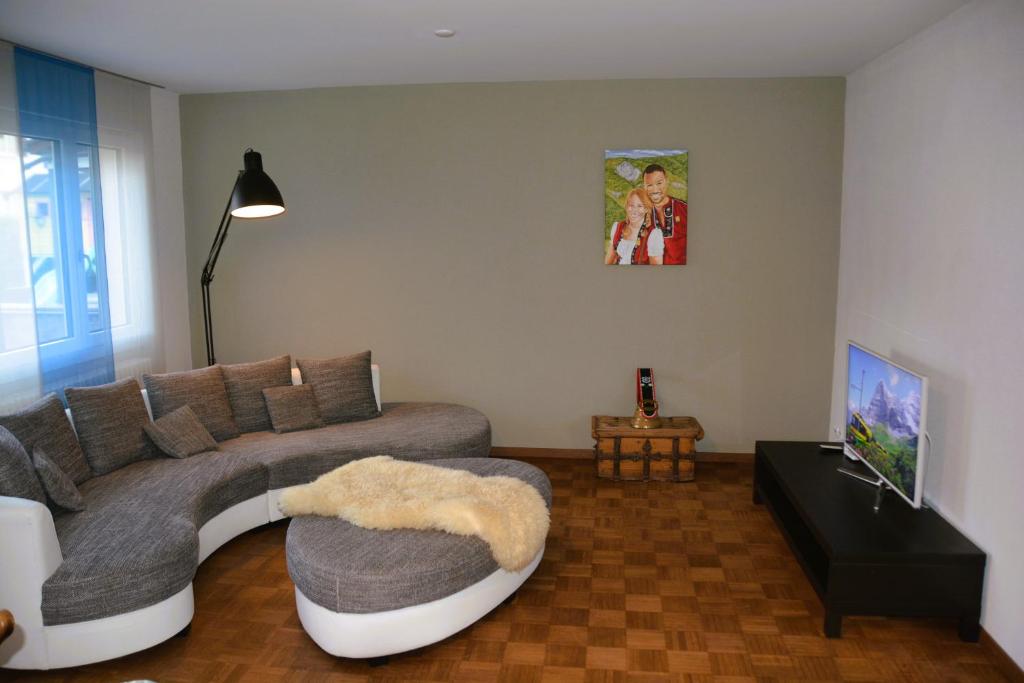 Mayers Swiss House, private home for 2-6 guests - 3