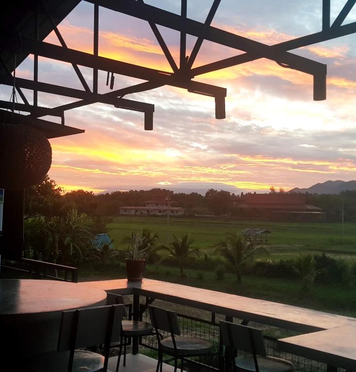 ระเบียง/ชานเรือน