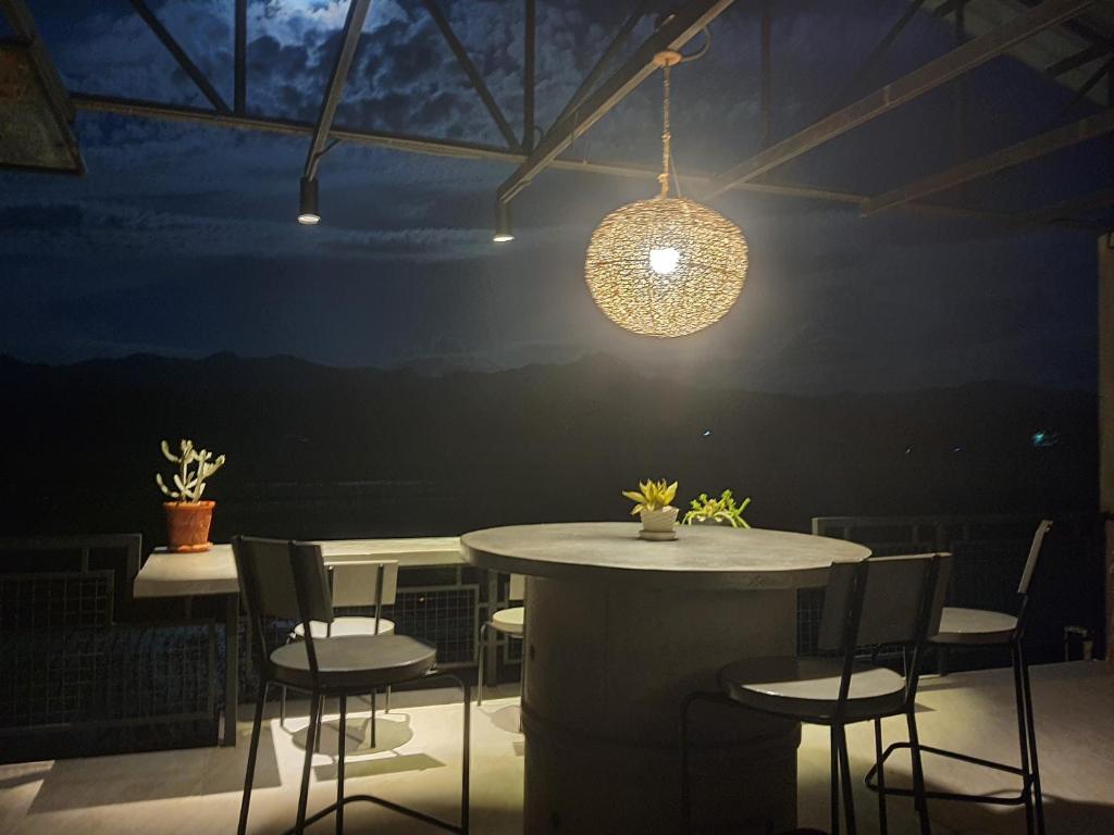 สวนกลางนา (Suan Glang Na)