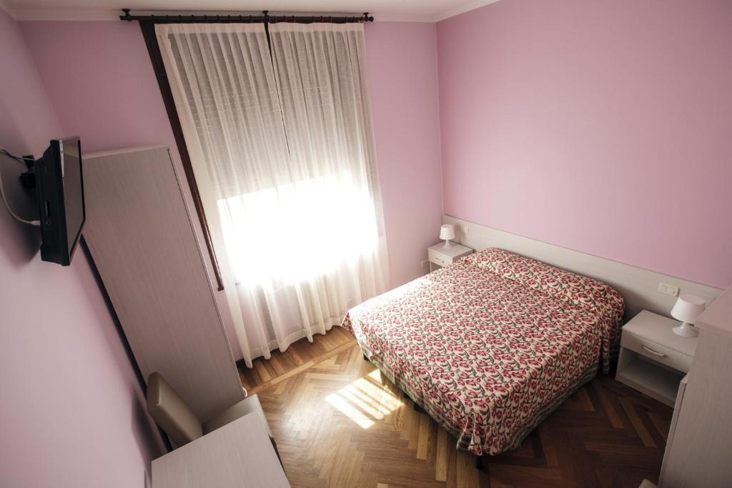 Italy Inn photo