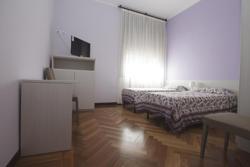 Italy Inn - 2