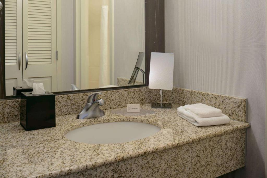 Sonesta Select Kansas City South Overland Park photo