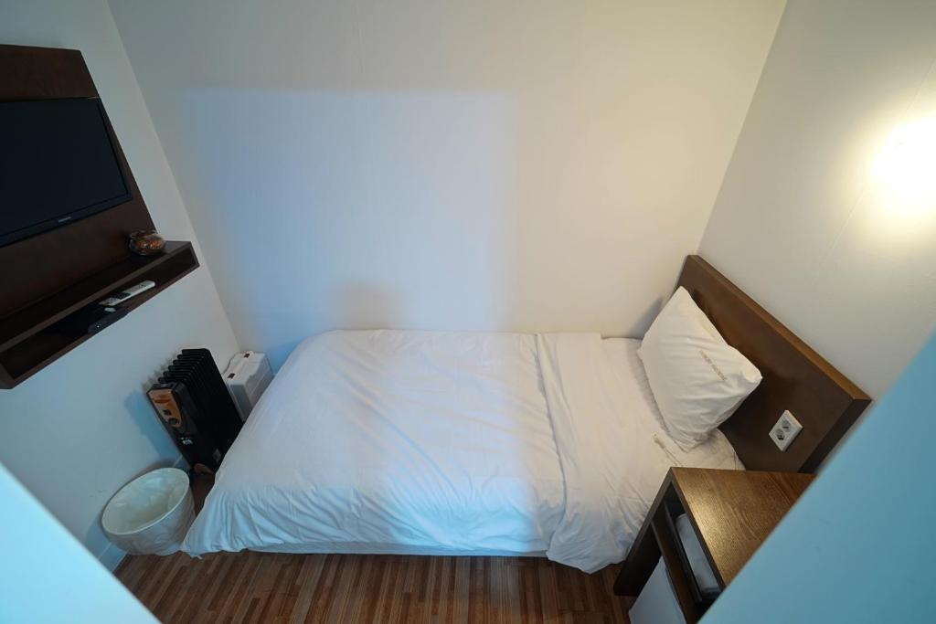Ekonomy Haeundae Hostel & Guesthouse photo