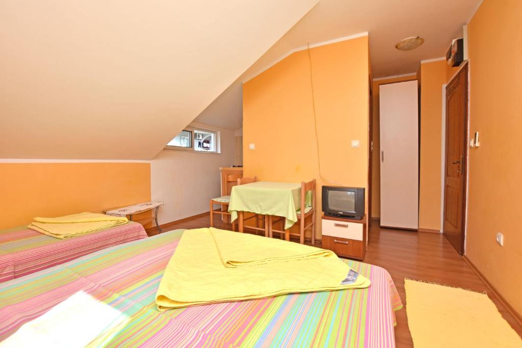 Apartments Kujacic - 5