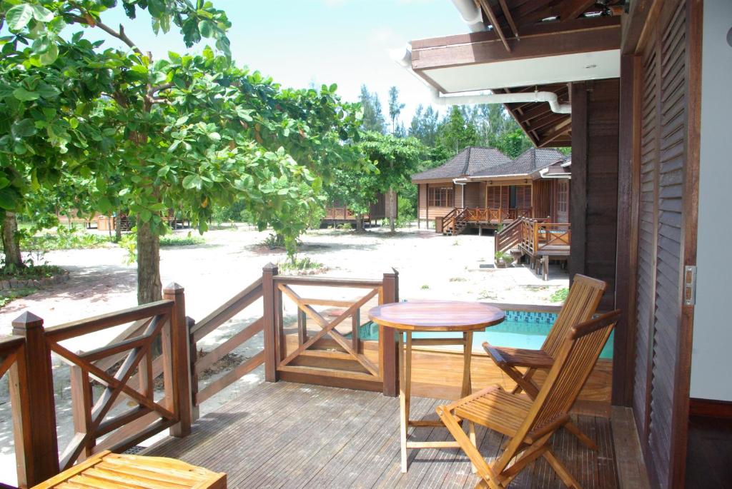 Heliconia Grove Villas