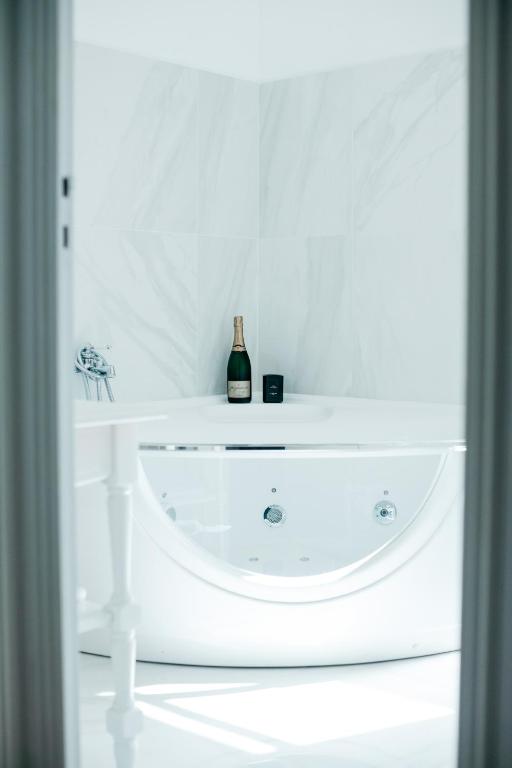 Les Précieuses Suites & Spa II - 2