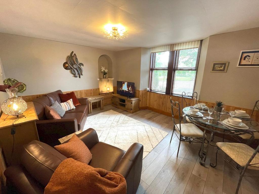 Pass the Keys Beautiful Apartment - Outstanding Central Location, Dumfries