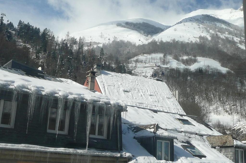 Gd studio + balcon + cellier centre de CAUTERETS - 1