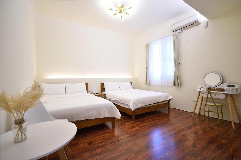 Kaifeng Hall-2, Tchaj-tung