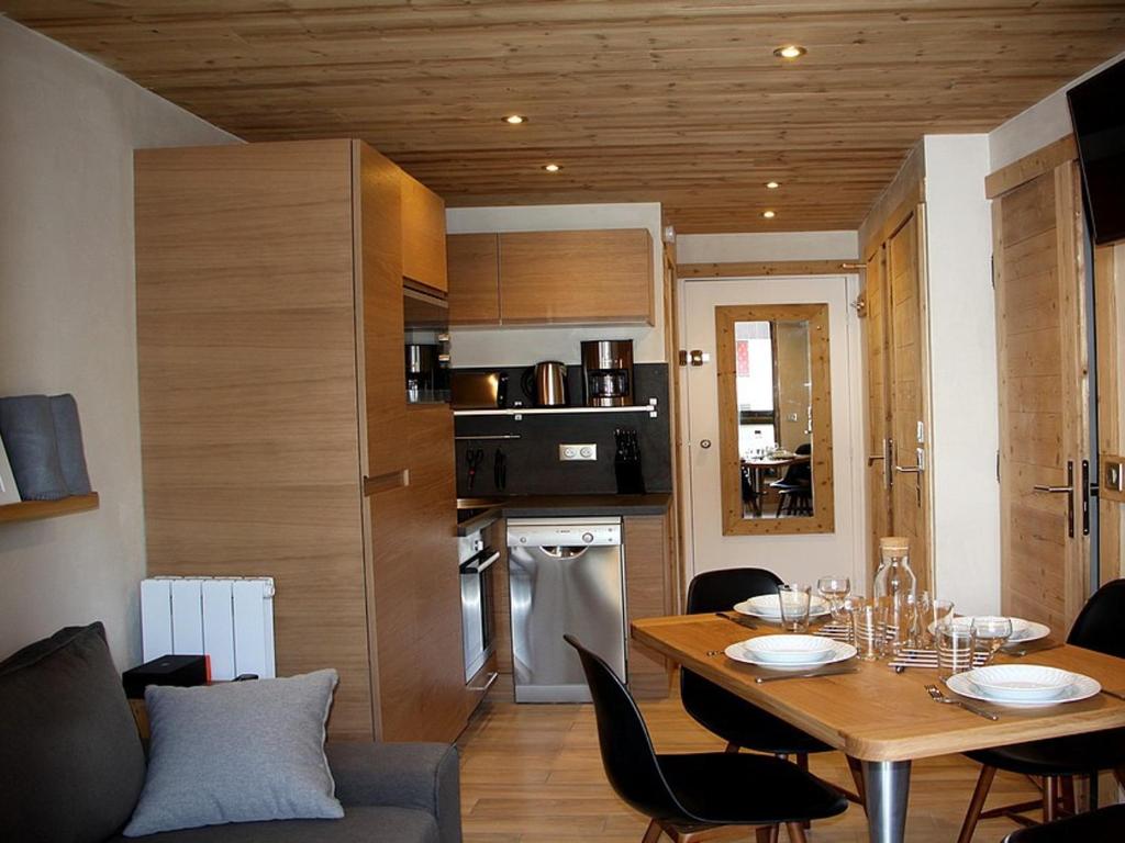 Appartement rénové proche pistes avec balcon - FR-1-344-893 - 1
