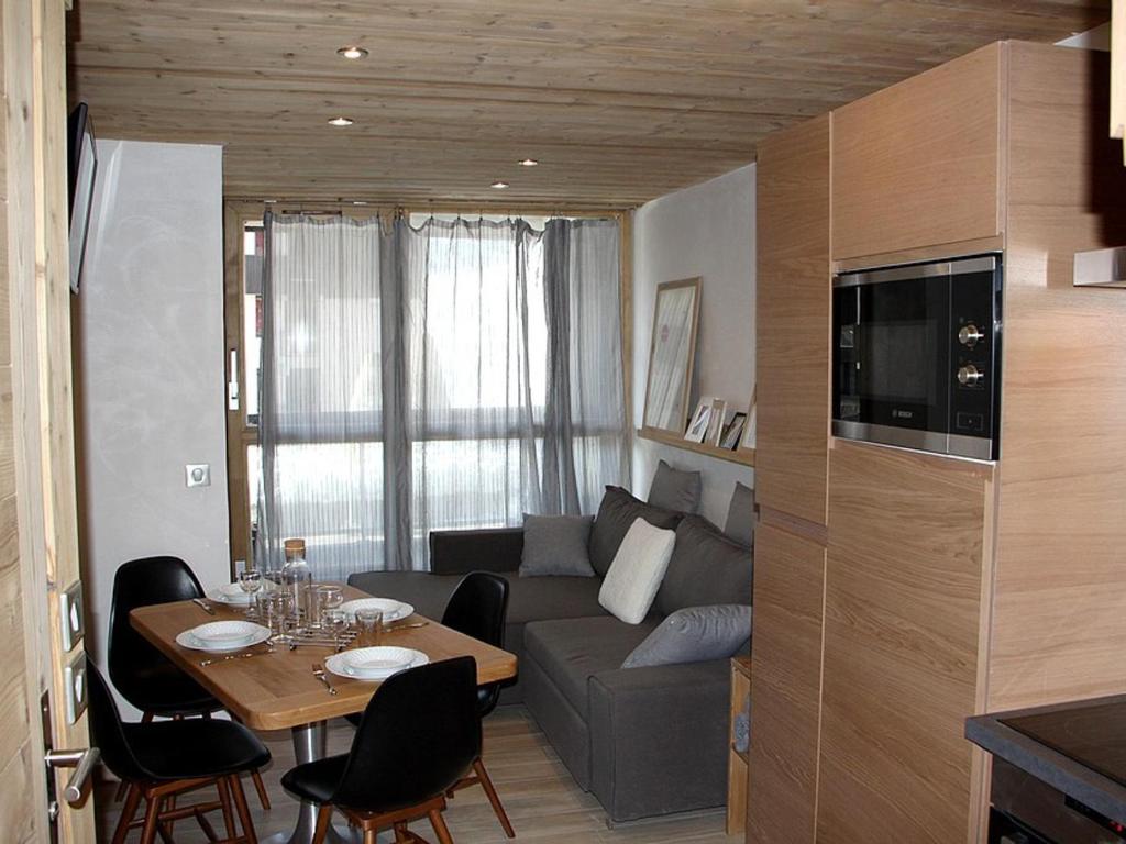 Appartement rénové proche pistes avec balcon - FR-1-344-893 - 2