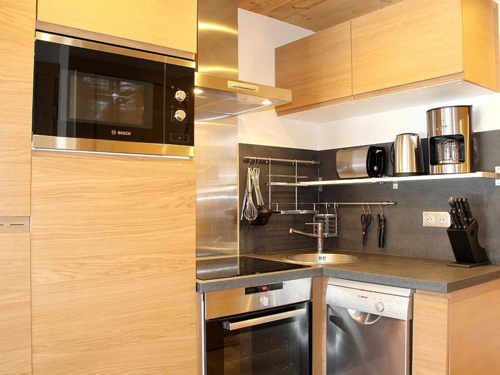 Appartement rénové proche pistes avec balcon - FR-1-344-893 - 3